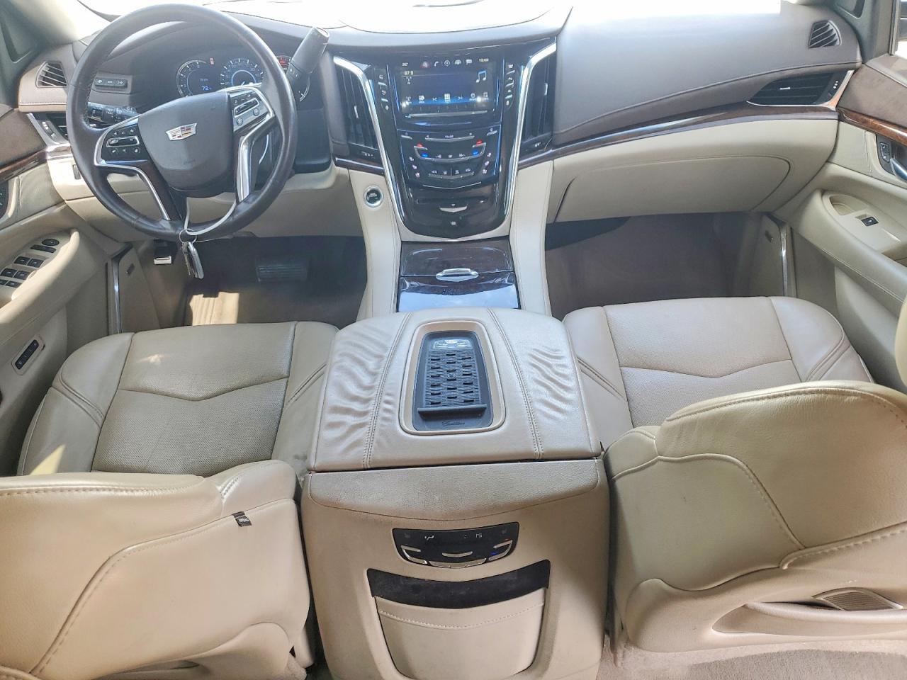 2016 Cadillac Escalade Luxury - zdjęcie 8