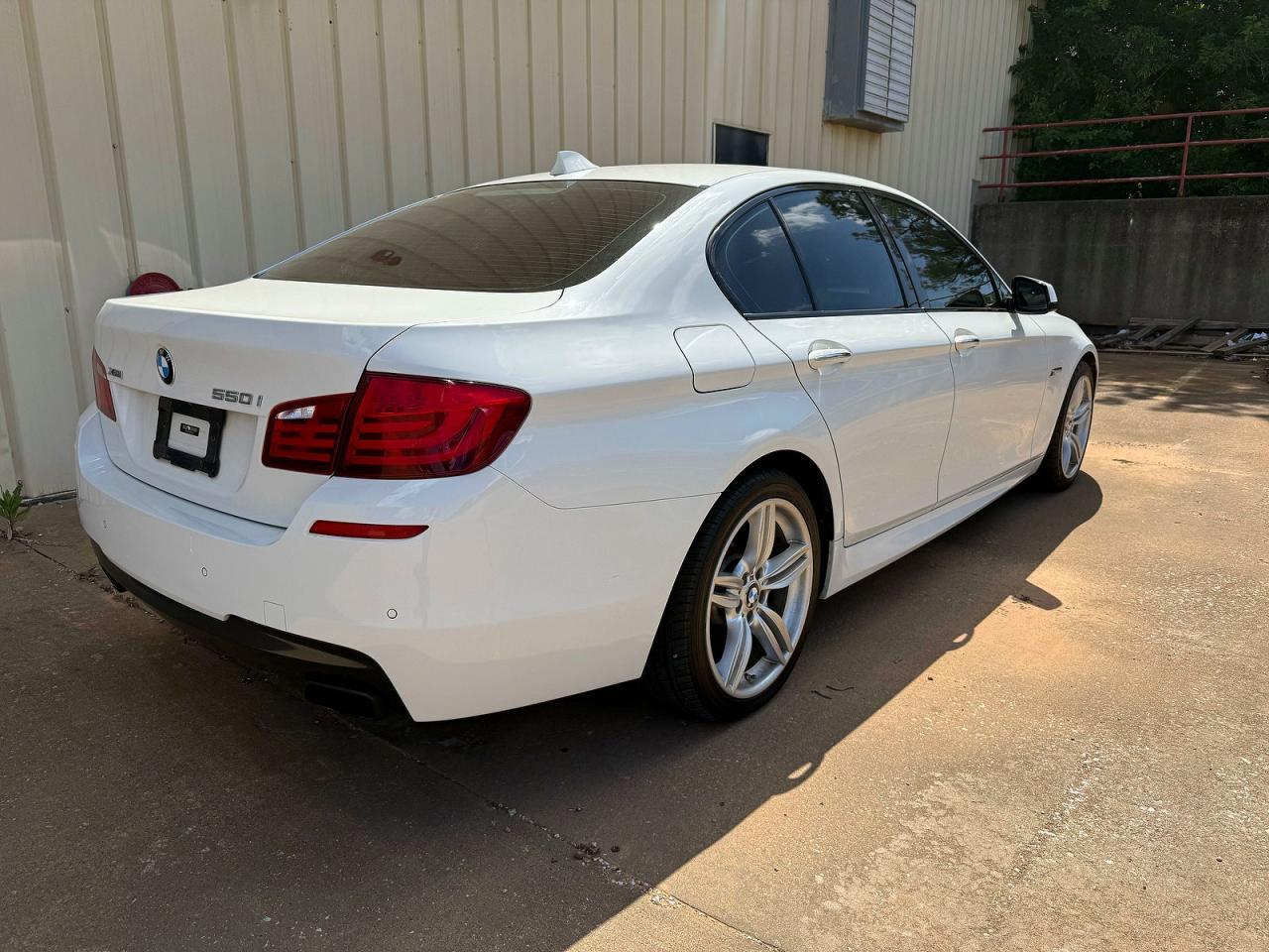 2013 BMW 550 Xi - zdjęcie 4