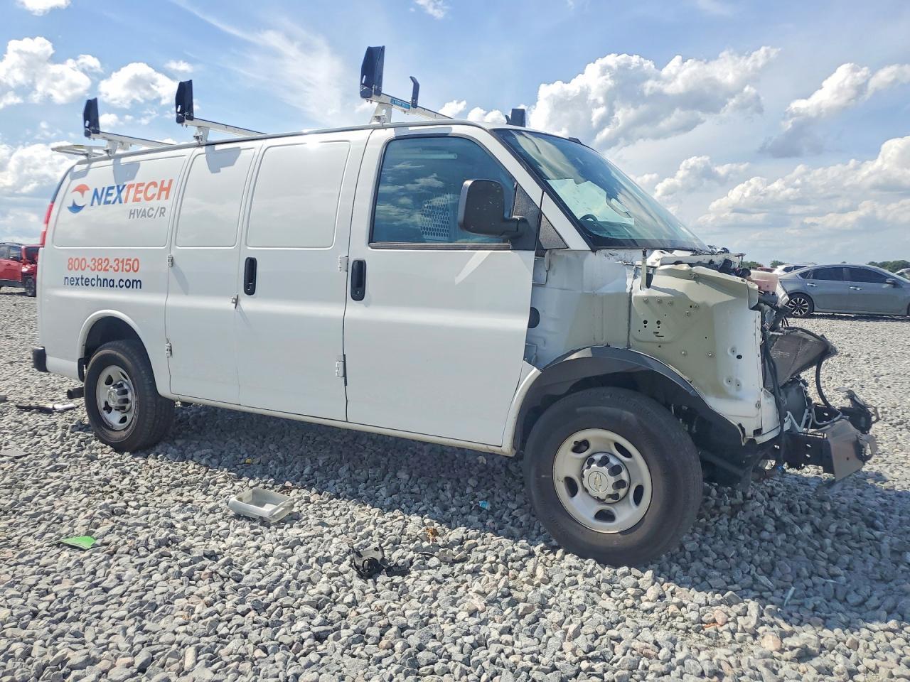 2023 Chevrolet Express - zdjęcie 4