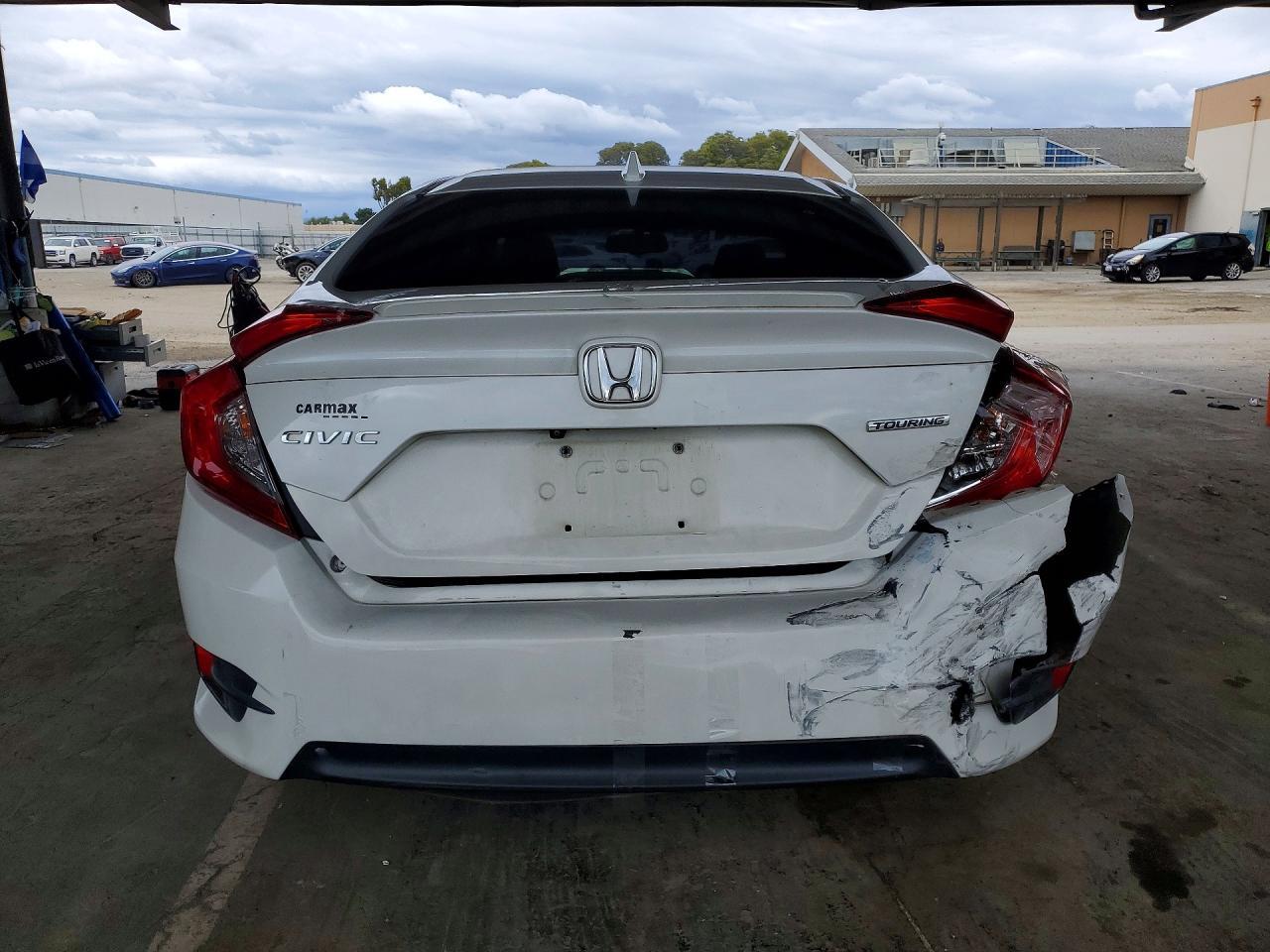 2017 Honda Civic Touring - zdjęcie 6
