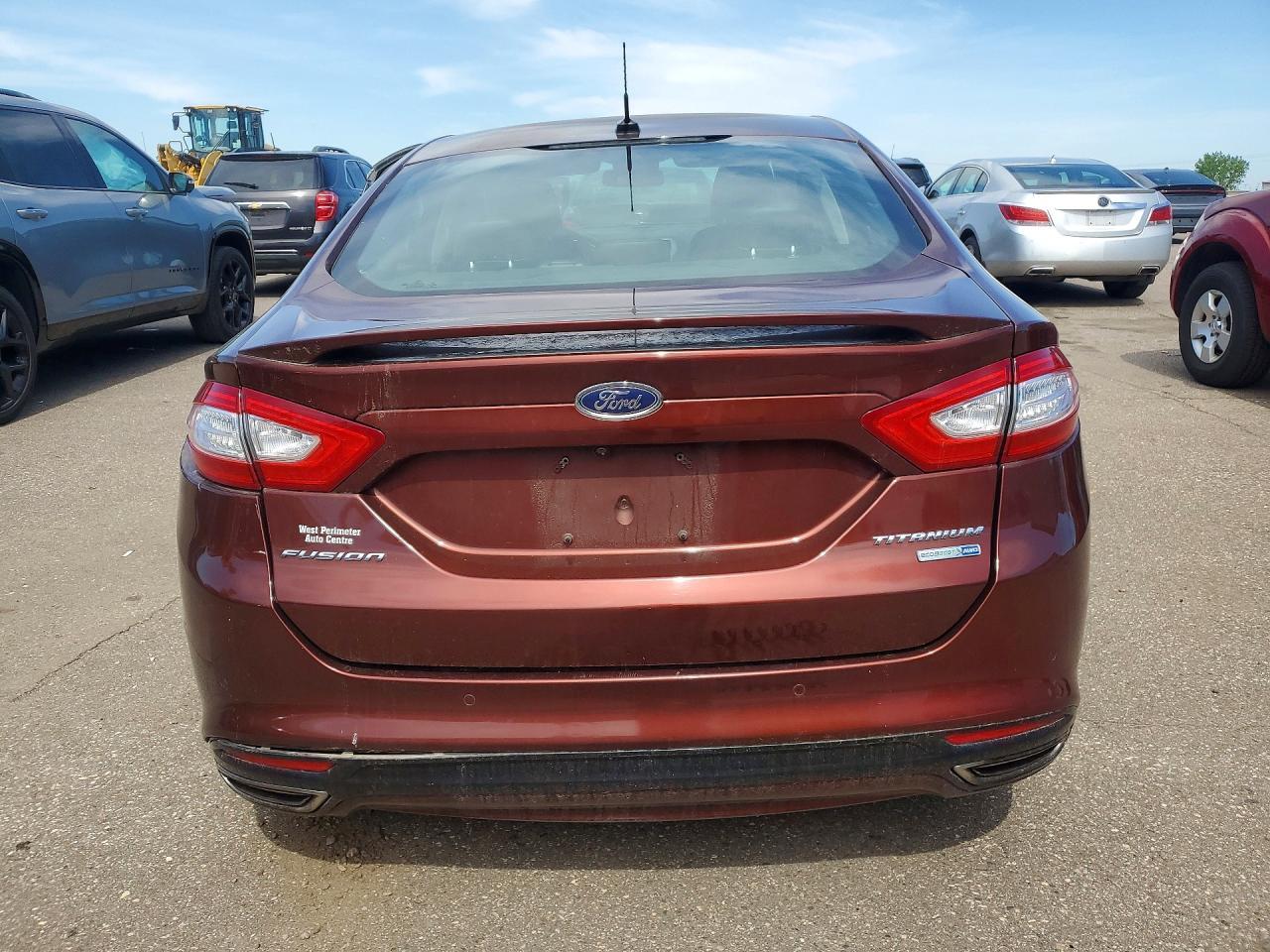 2016 Ford Fusion Titanium - zdjęcie 6