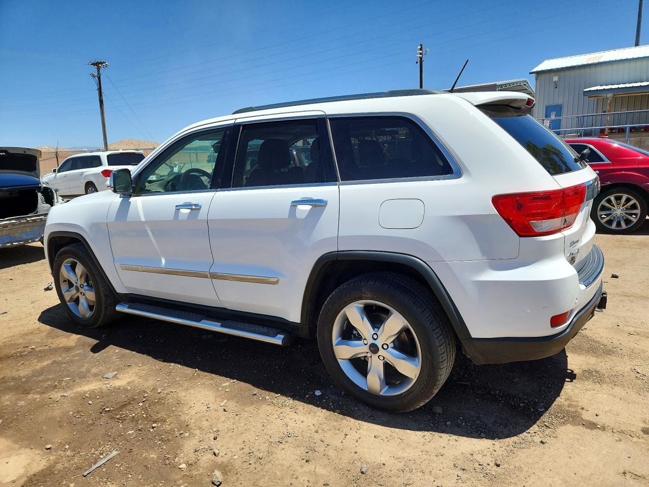 2013 Jeep Grand Cherokee Overland - zdjęcie 2