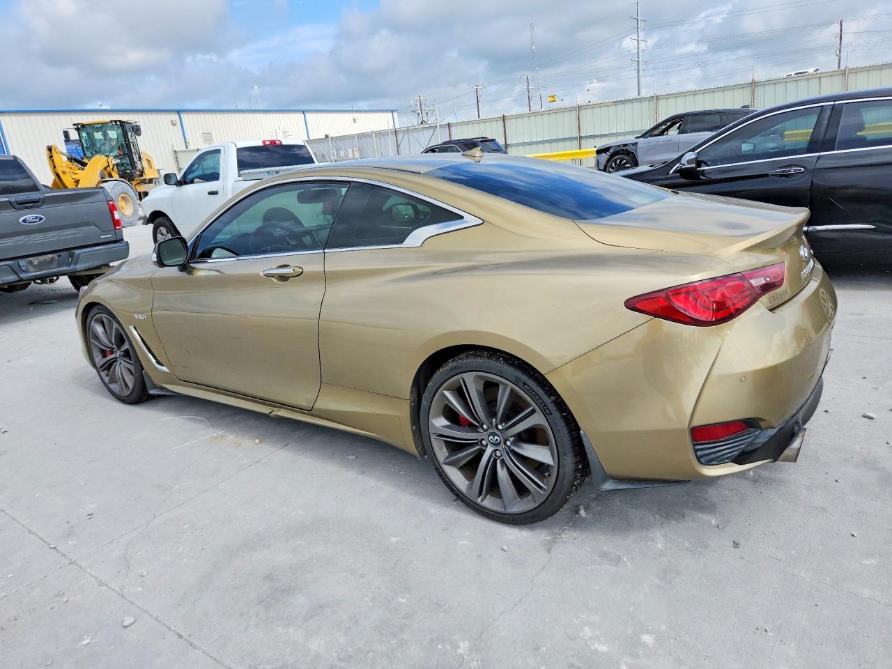 2019 Infiniti Q60 Red Sport 400 - zdjęcie 2