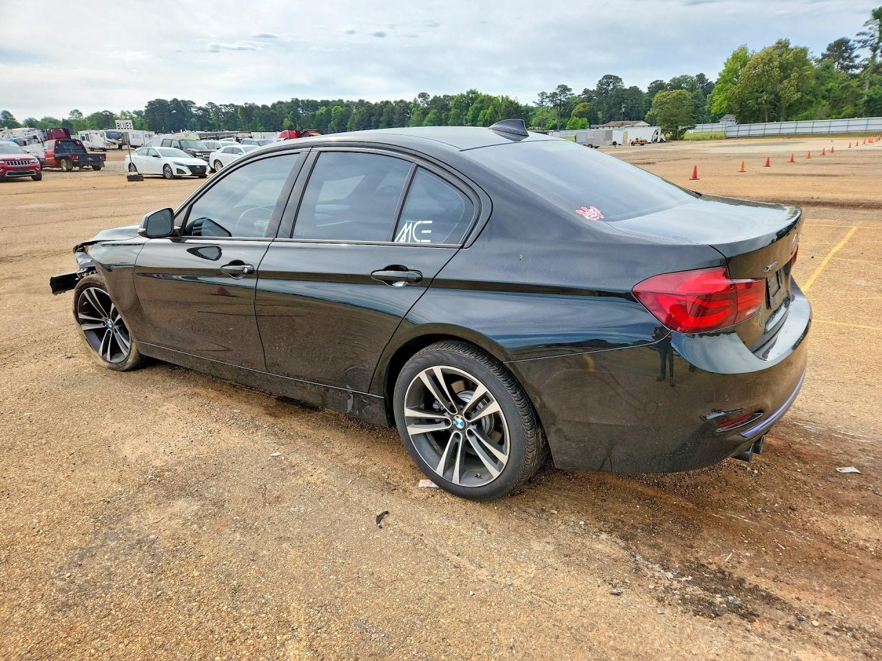 BMW Seria 3 - zdjęcie 2