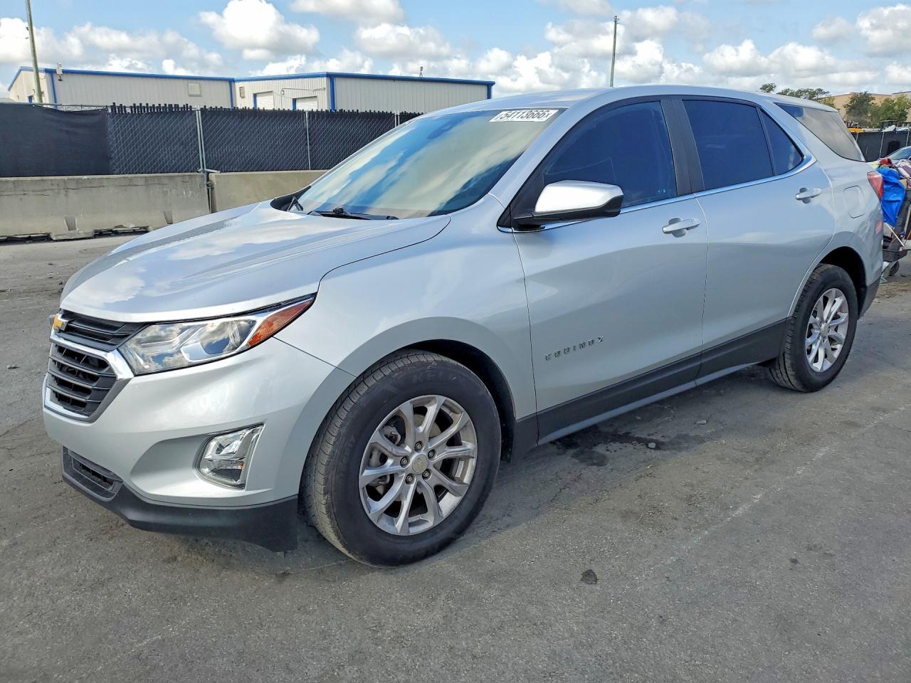 2021 Chevrolet Equinox Lt - zdjęcie główne