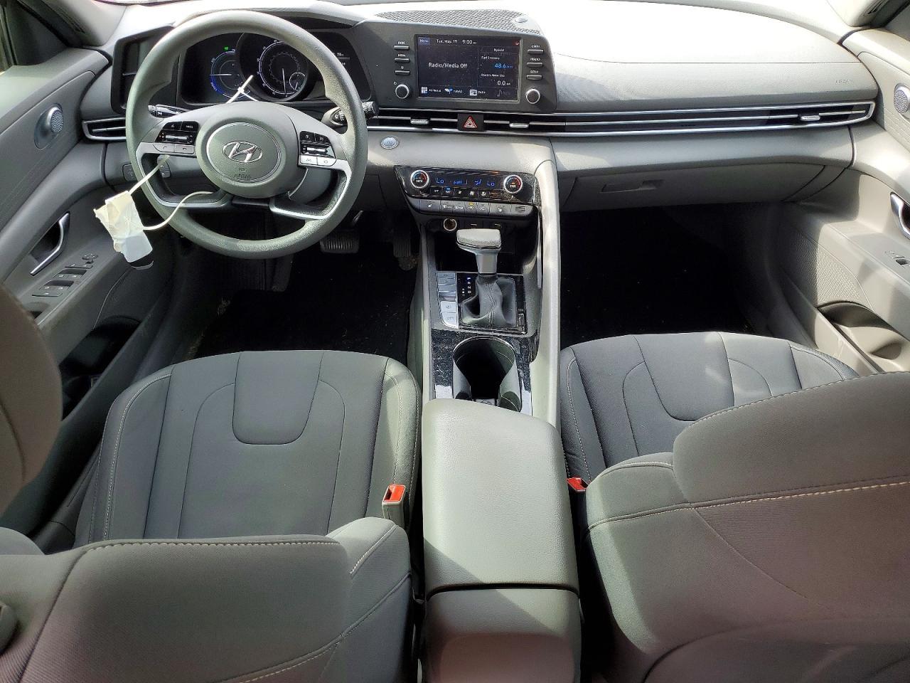 2022 Hyundai Elantra Blue - zdjęcie 8