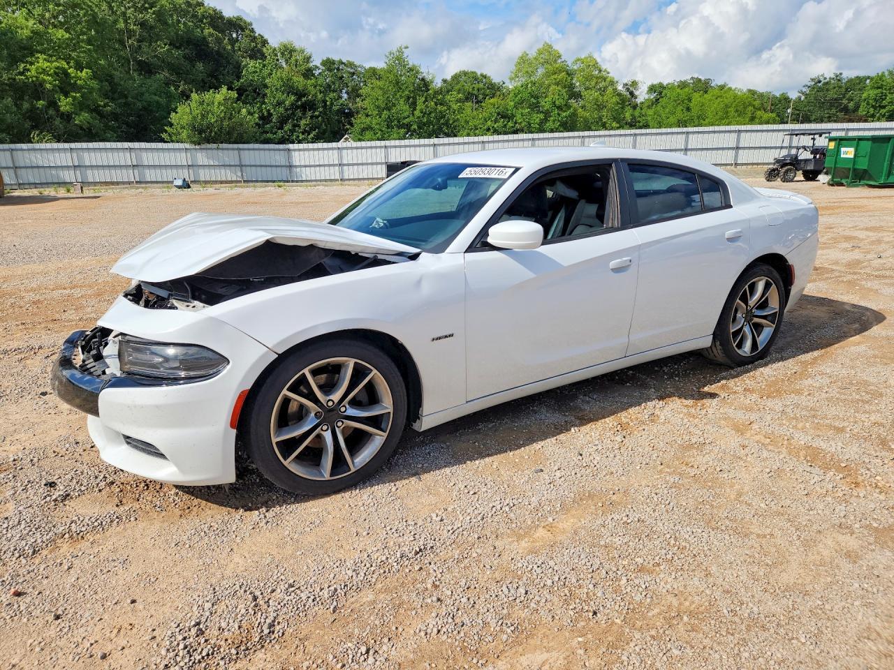 2015 Dodge Charger R - zdjęcie główne