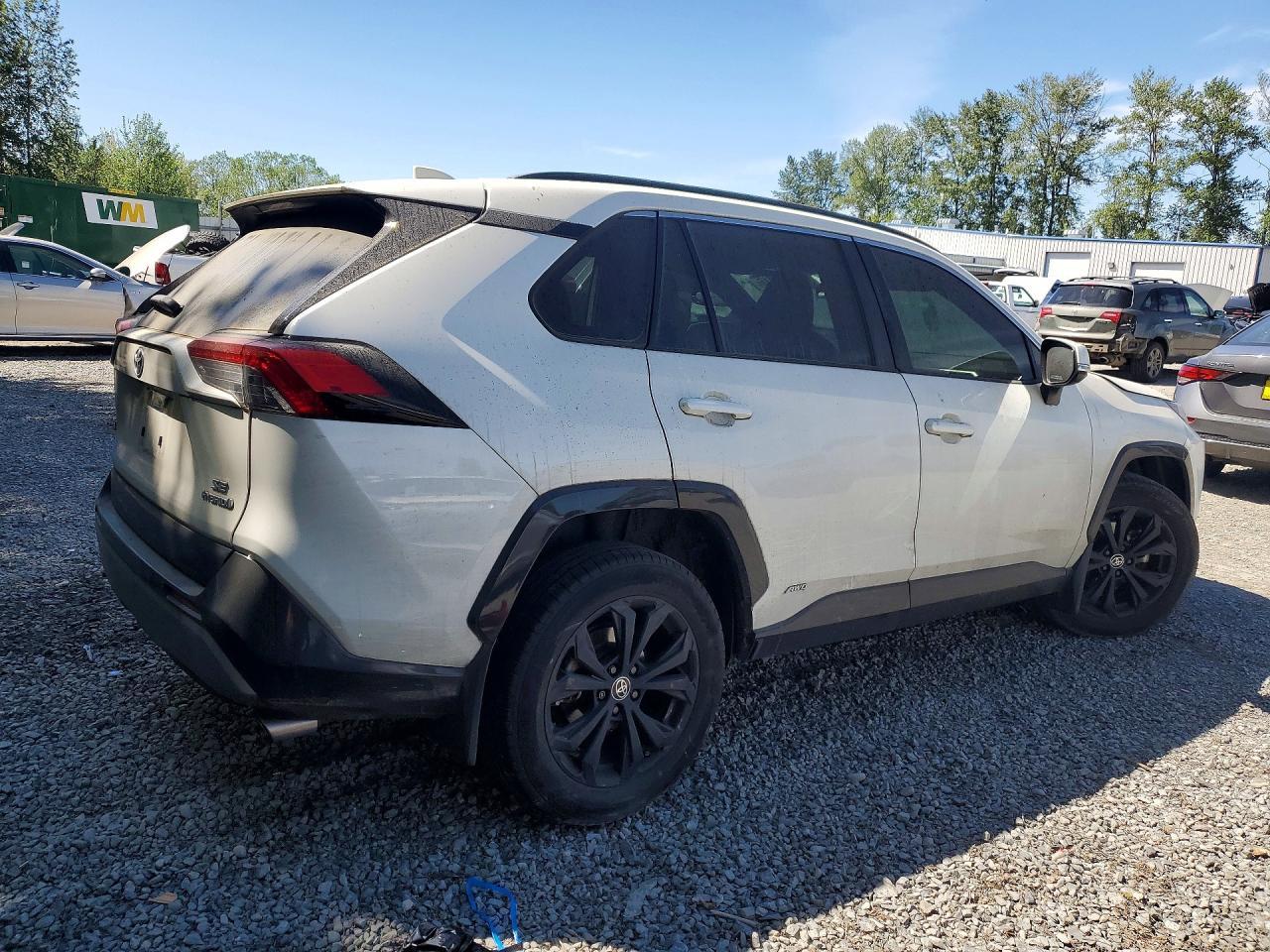 2022 Toyota Rav4 Se - zdjęcie 3