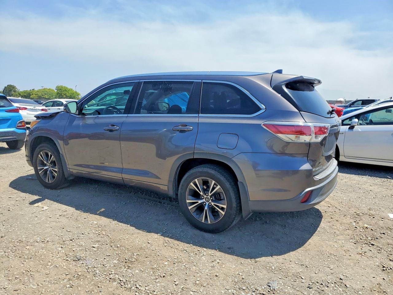 2016 Toyota Highlander Xle - zdjęcie 2
