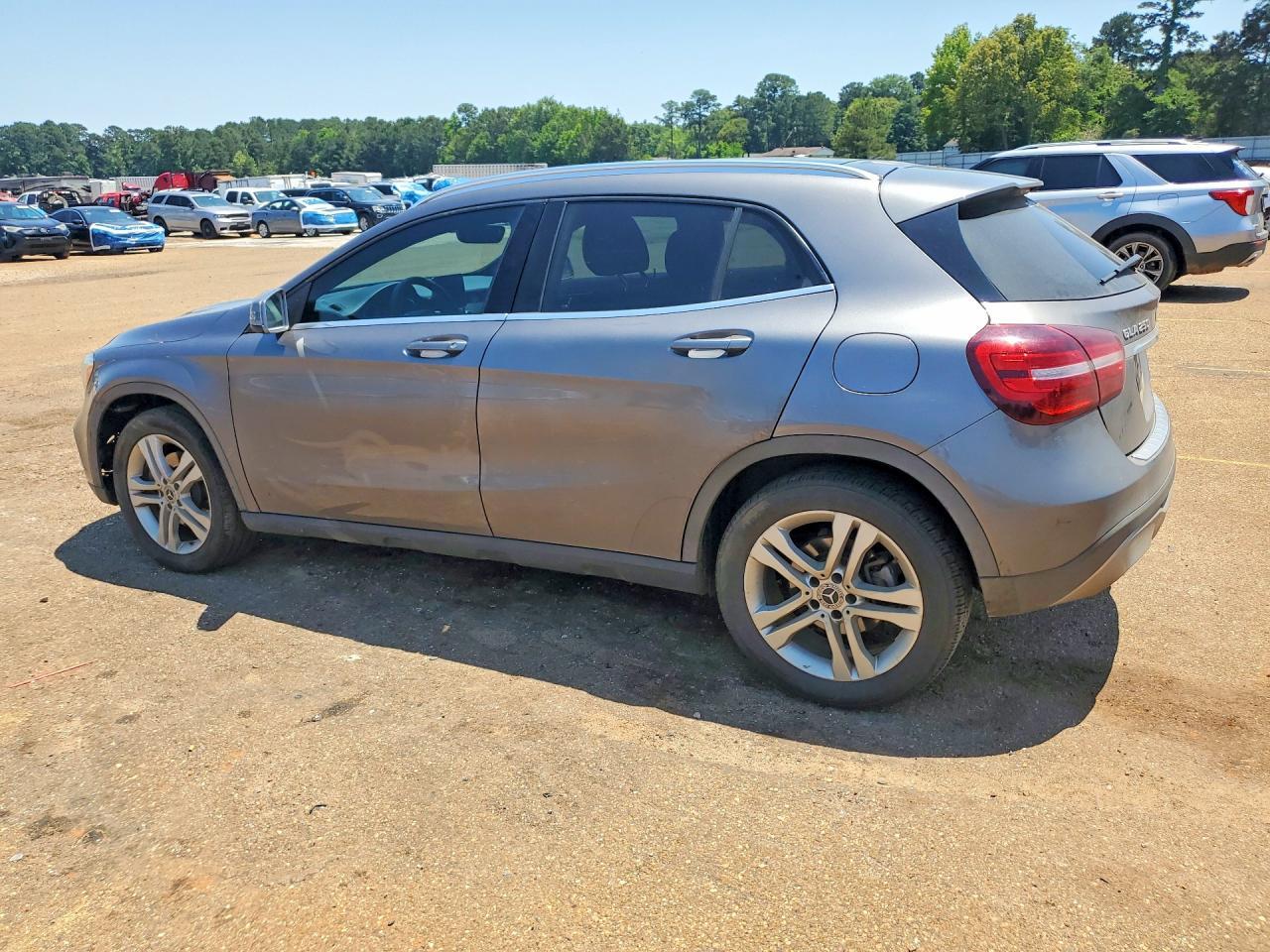 2018 Mercedes-Benz Gla 250 4Matic - zdjęcie 2