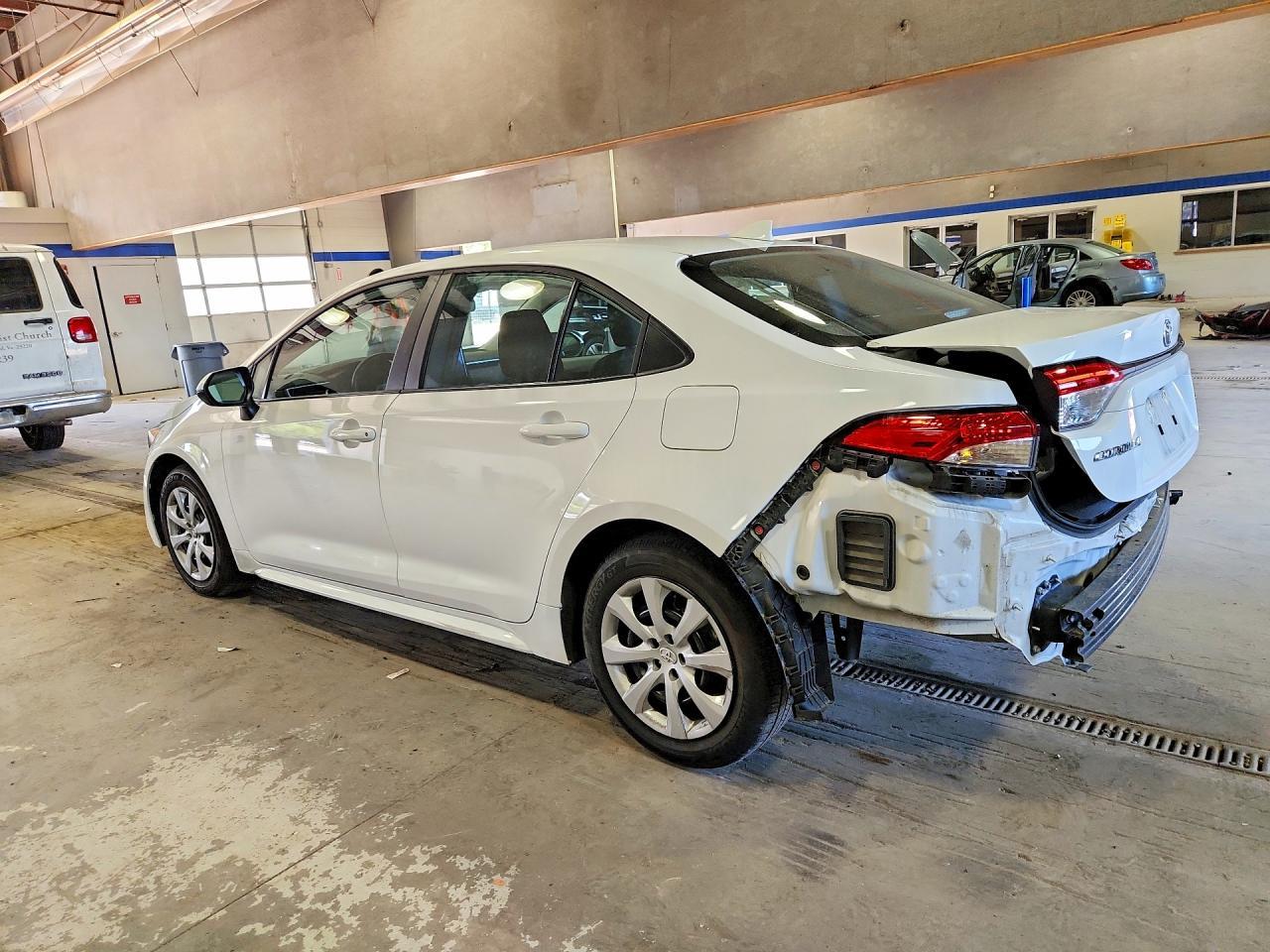 2025 Toyota Corolla Le - zdjęcie 2
