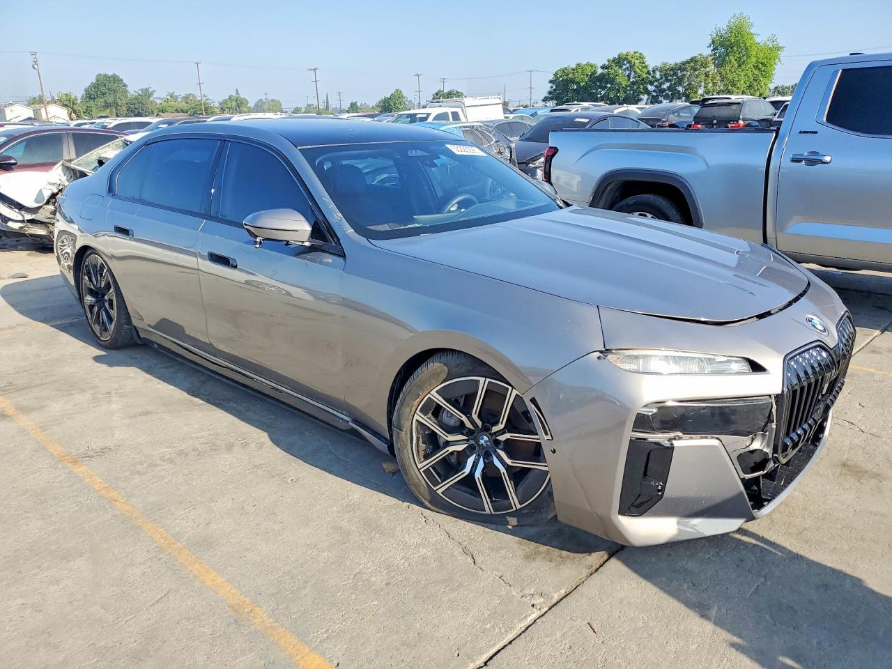 2024 BMW I7 xDrive60 - zdjęcie 4