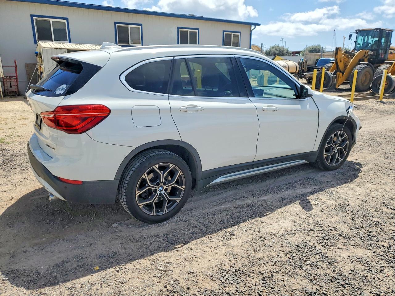 2020 BMW X1 Sdrive28I - zdjęcie 3