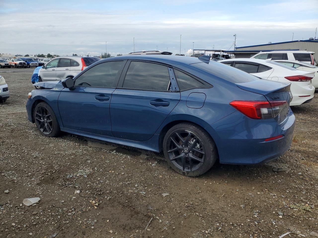 2026 Honda Civic Sport - zdjęcie 2