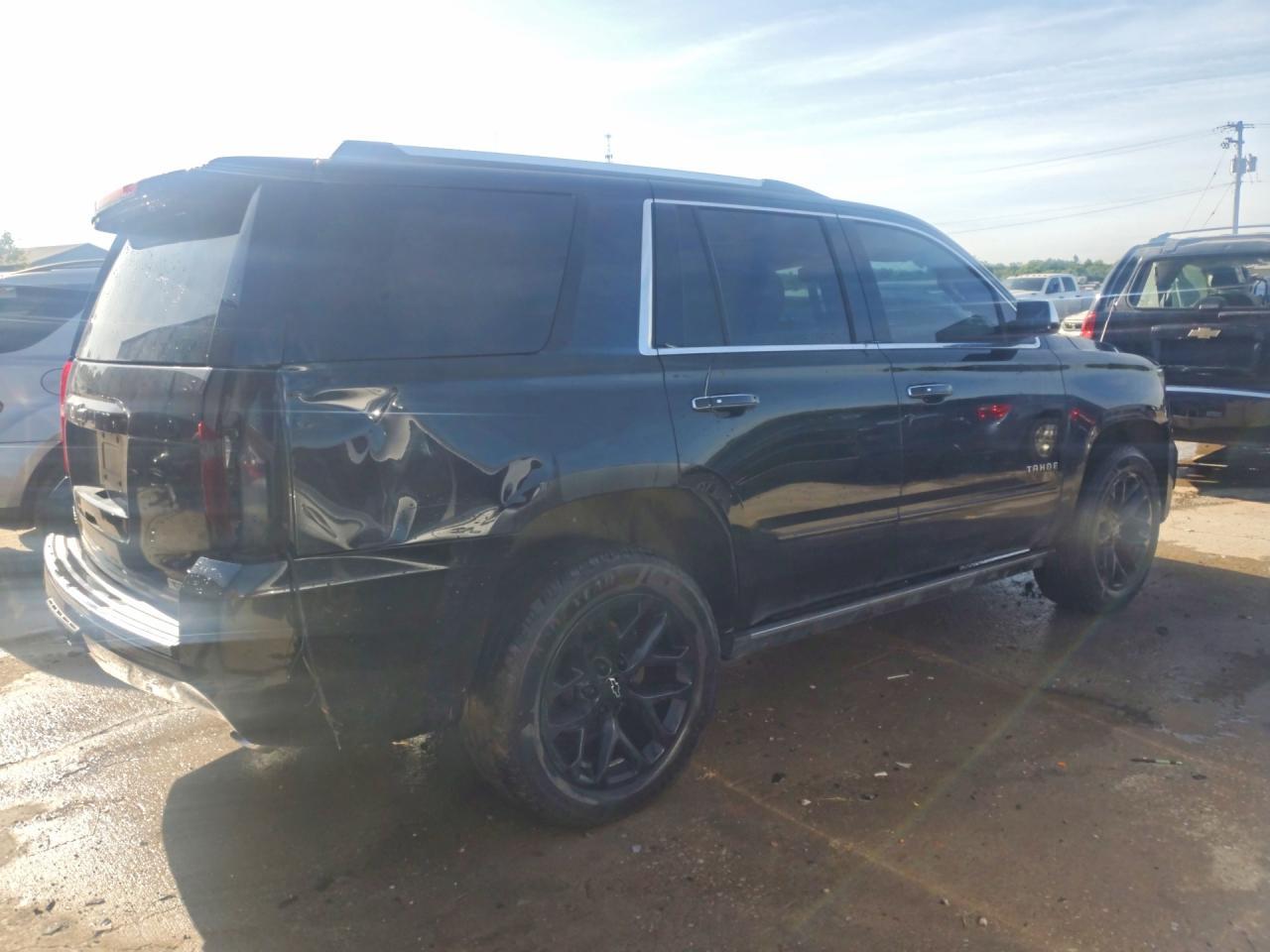 2017 Chevrolet Tahoe K1500 Premier - zdjęcie 3