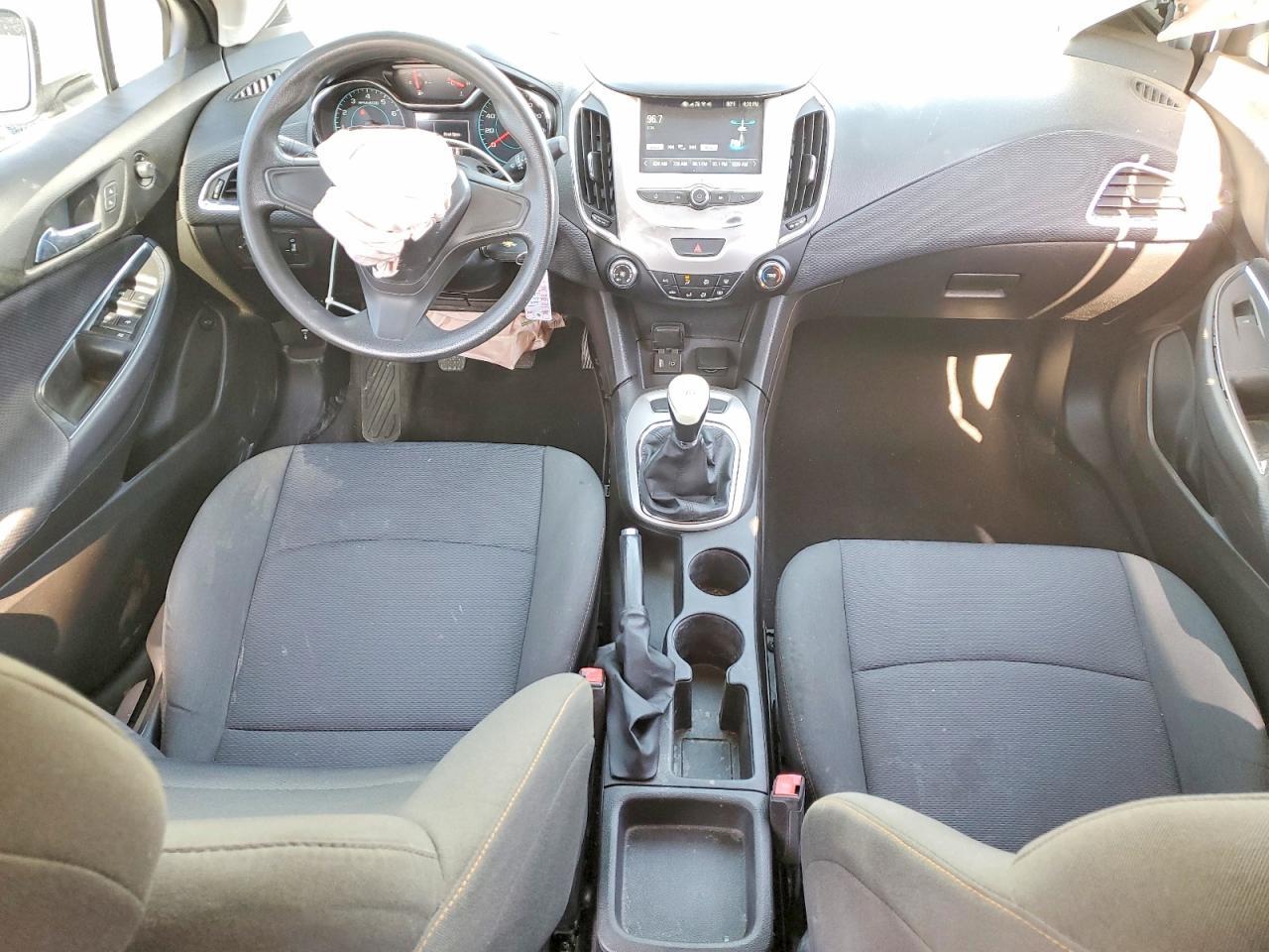 2018 Chevrolet Cruze L - zdjęcie 8