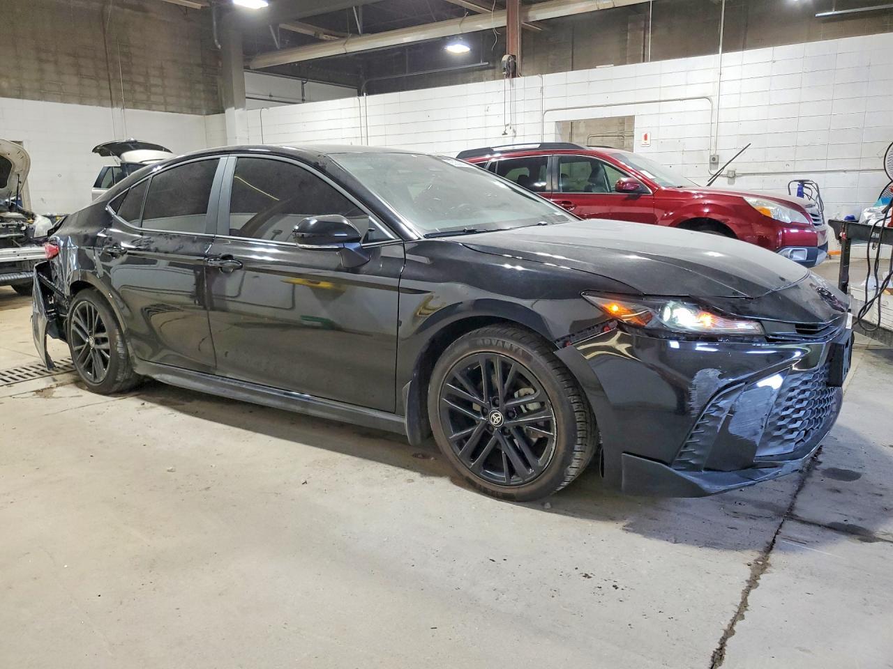 2026 Toyota Camry Se - zdjęcie 4