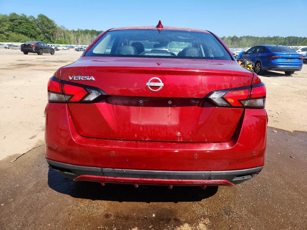 2023 Nissan Versa - zdjęcie 6