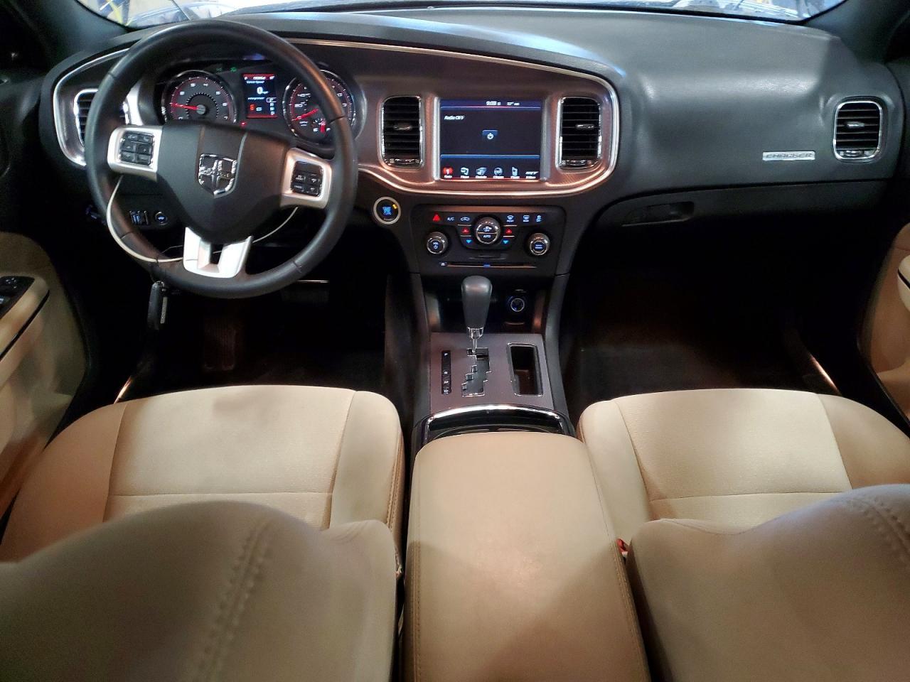 2013 Dodge Charger R - zdjęcie 8