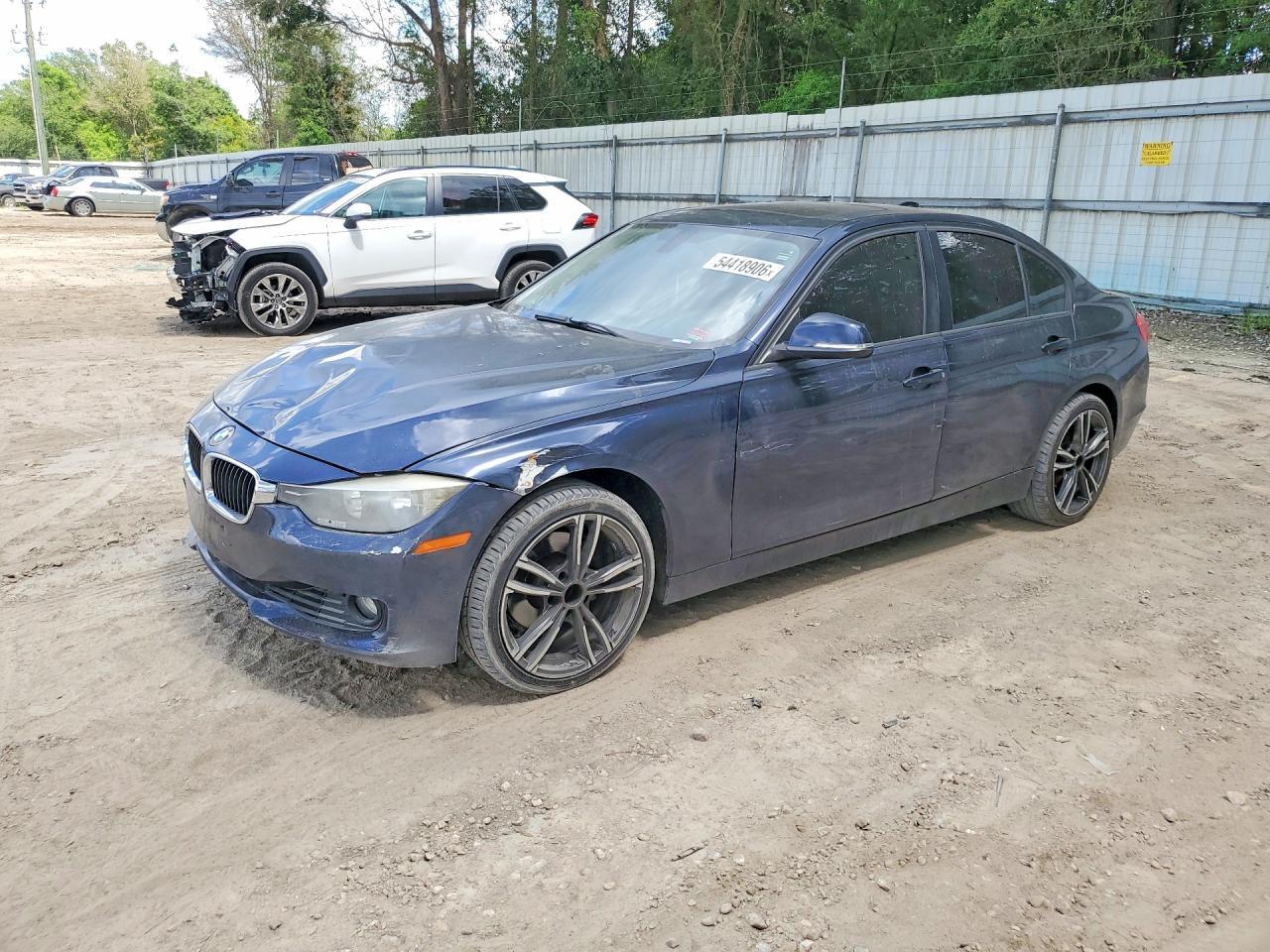2013 BMW 328 I - zdjęcie główne