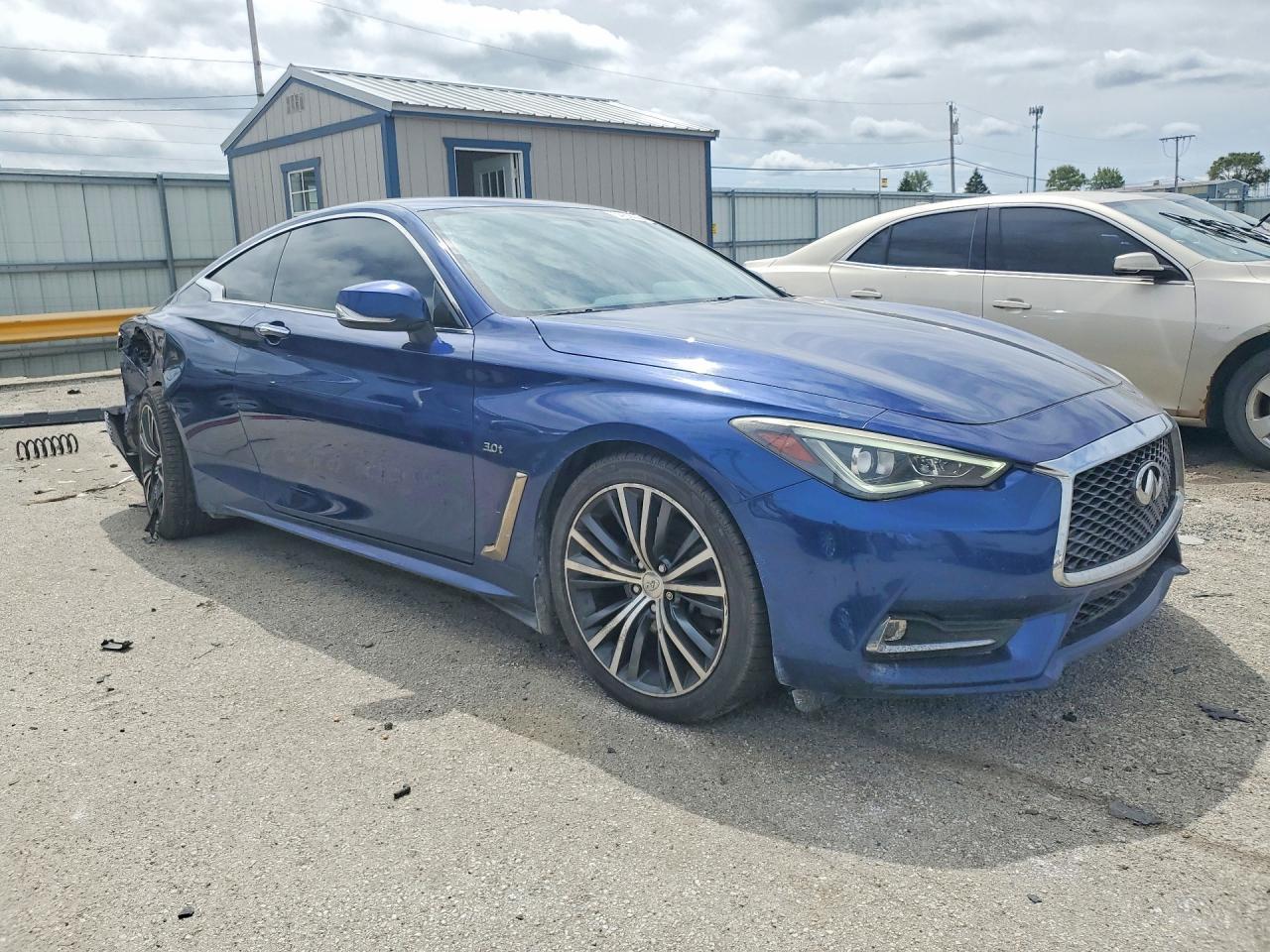 2018 Infiniti Q60 3.0T Luxe - zdjęcie 4