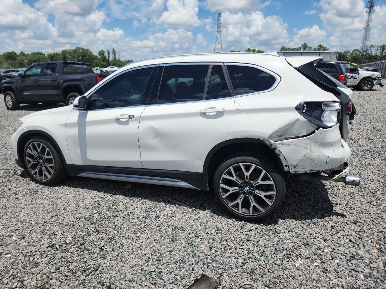 2021 BMW X1 Sdrive28I - zdjęcie 2