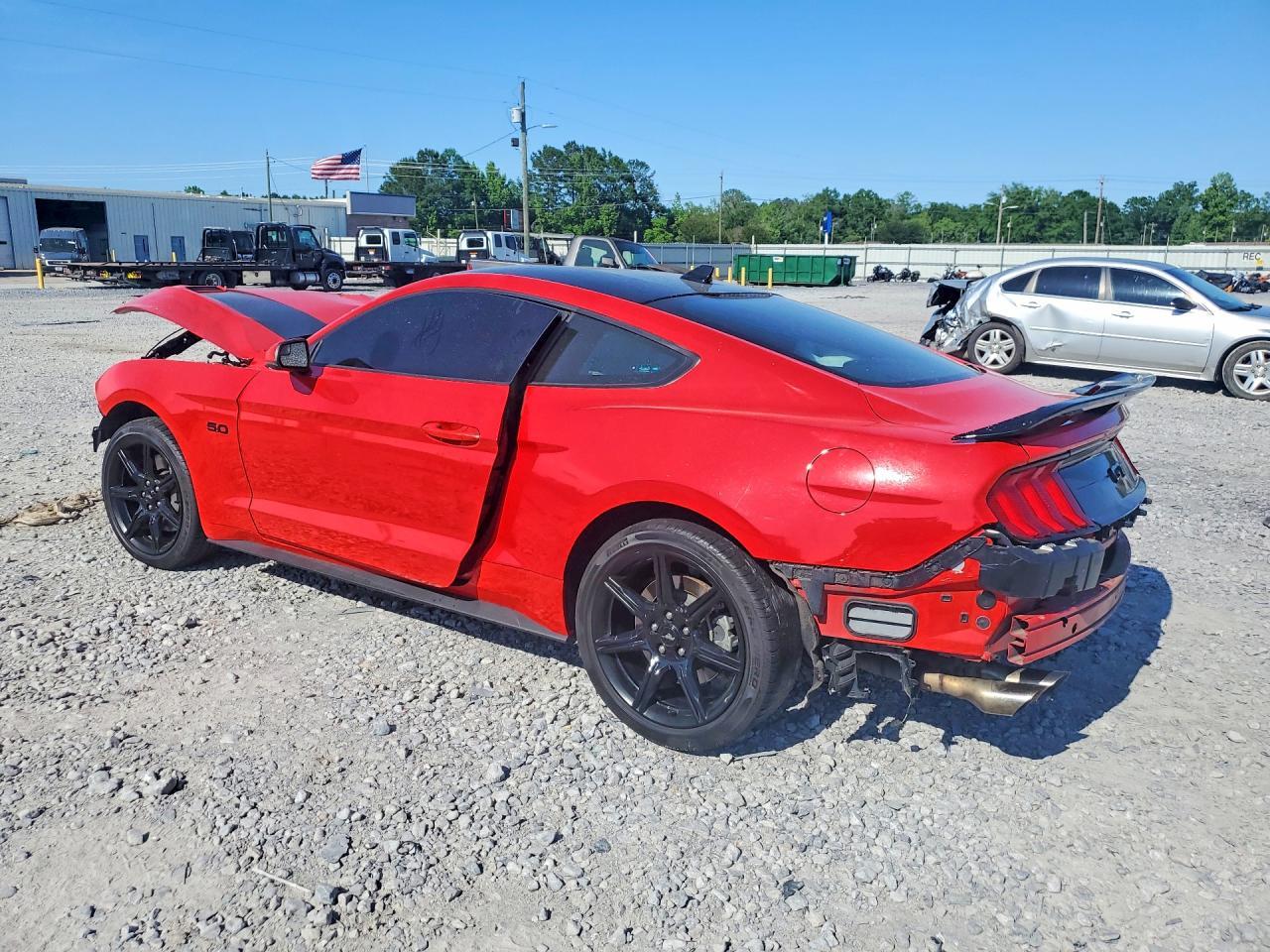 2020 Ford Mustang Gt - zdjęcie 2