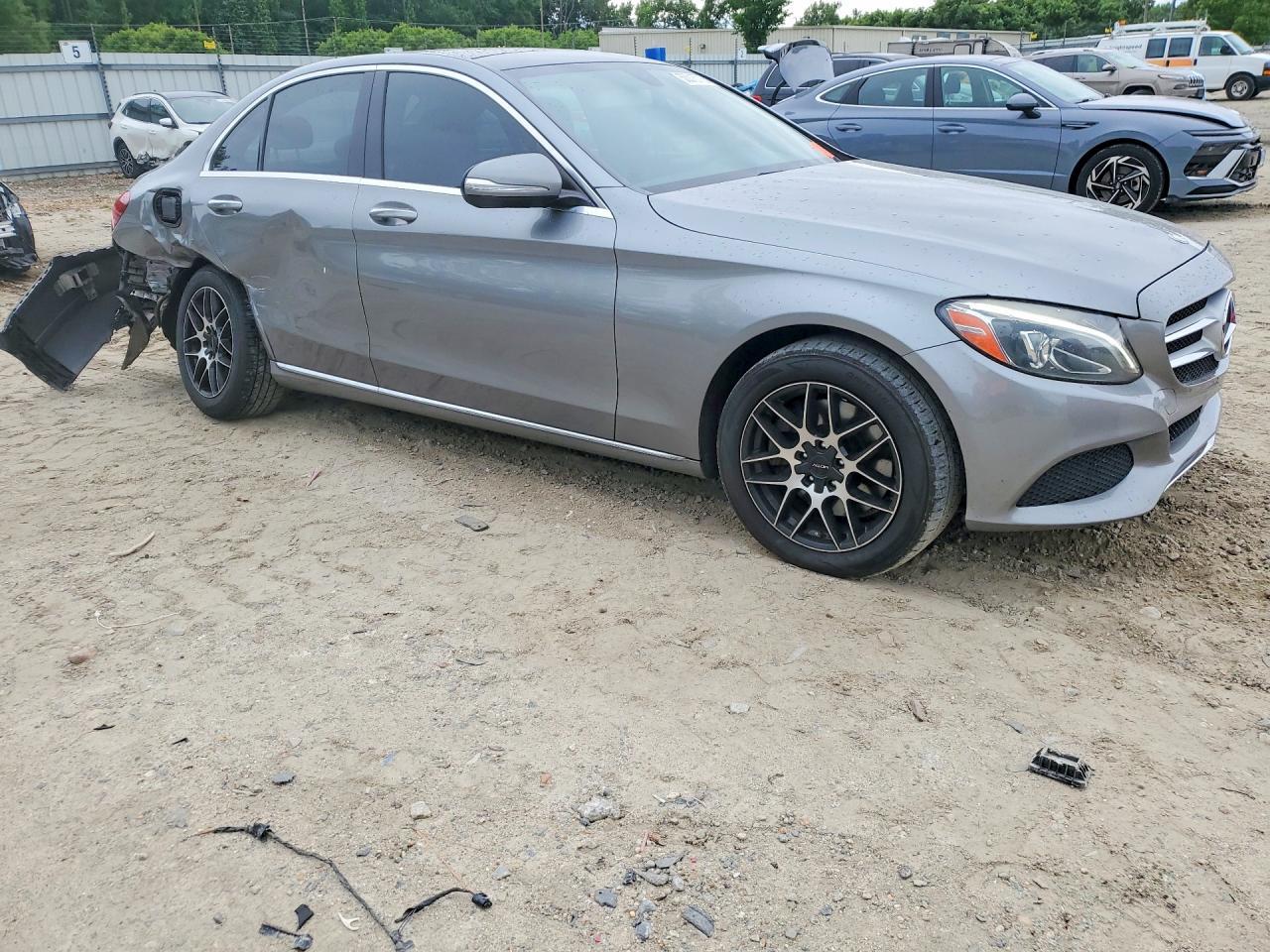 2015 Mercedes-Benz C 300 4Matic - zdjęcie 4