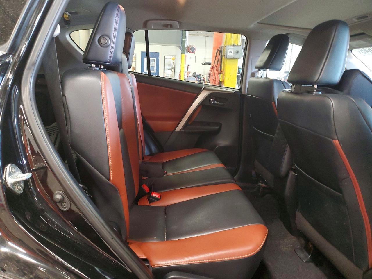 2015 Toyota Rav4 Limited - zdjęcie 11