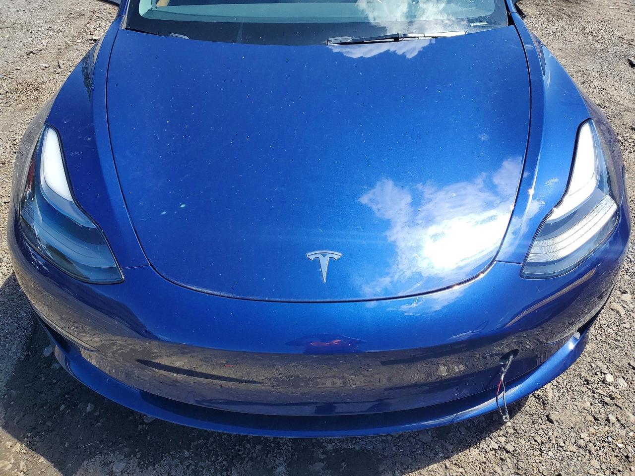 2022 Tesla Model 3 - zdjęcie 11