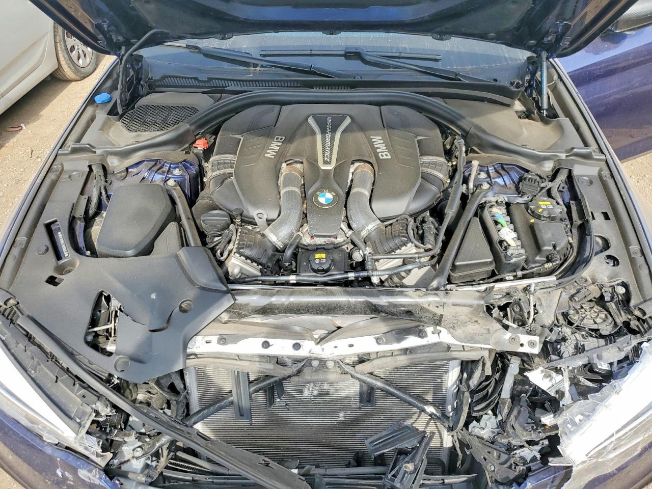 2018 BMW M550Xi - zdjęcie 11