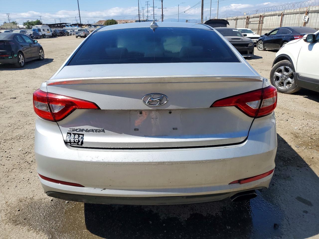 2015 Hyundai Sonata Se - zdjęcie 6