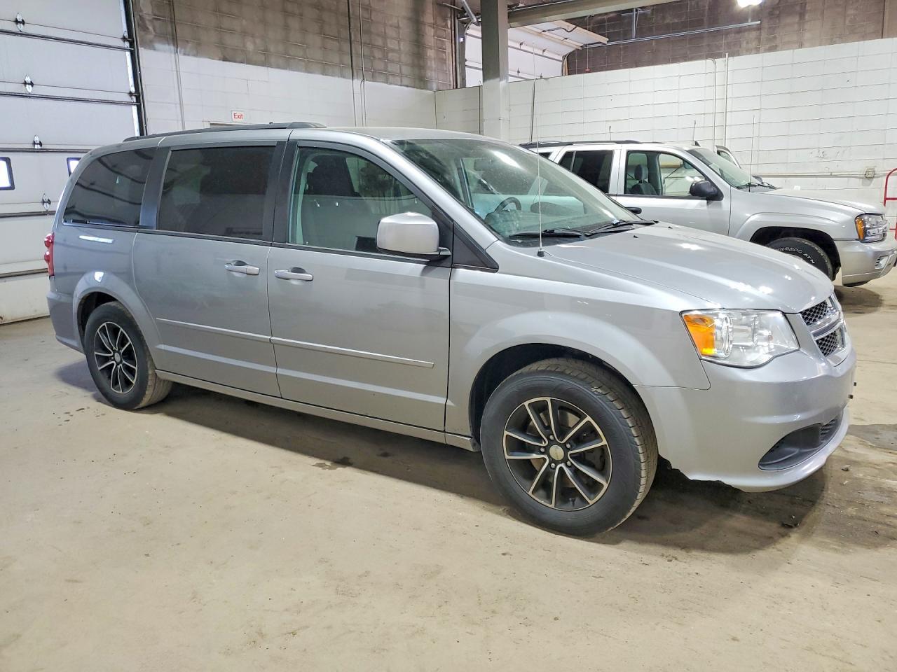 2016 Dodge Grand Caravan Sxt - zdjęcie 4