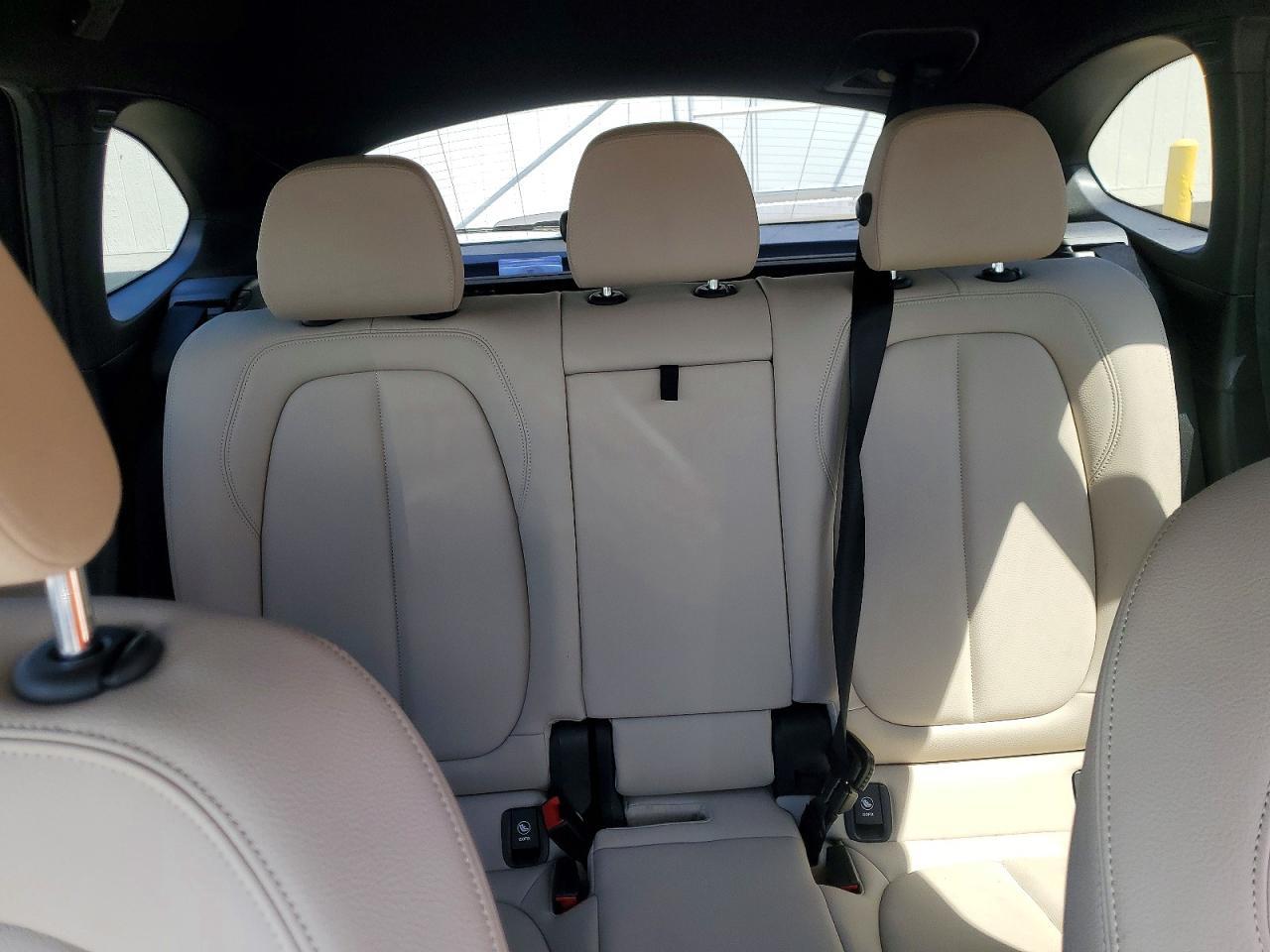 2020 BMW X1 Sdrive28I - zdjęcie 10