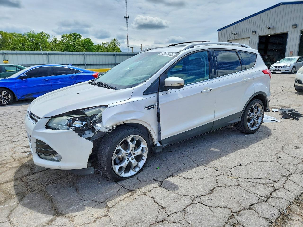 2013 Ford Escape Titanium - zdjęcie główne