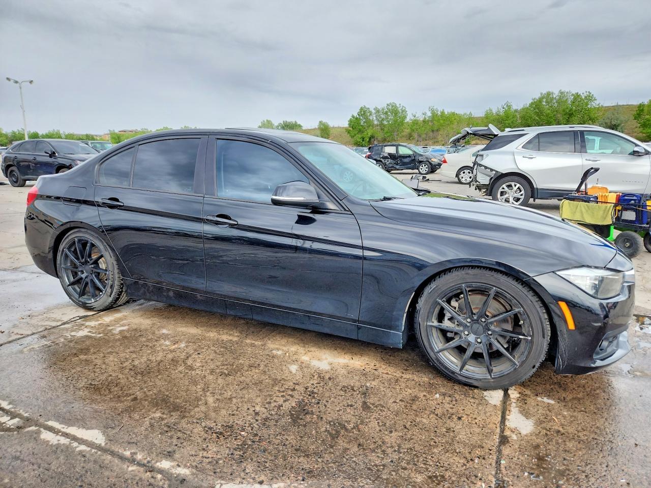2017 BMW 320 I - zdjęcie 4