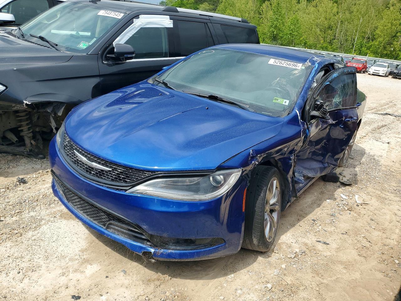 2015 Chrysler 200 S - zdjęcie główne