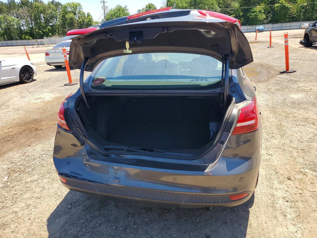 2017 Ford Focus Sel - zdjęcie 6