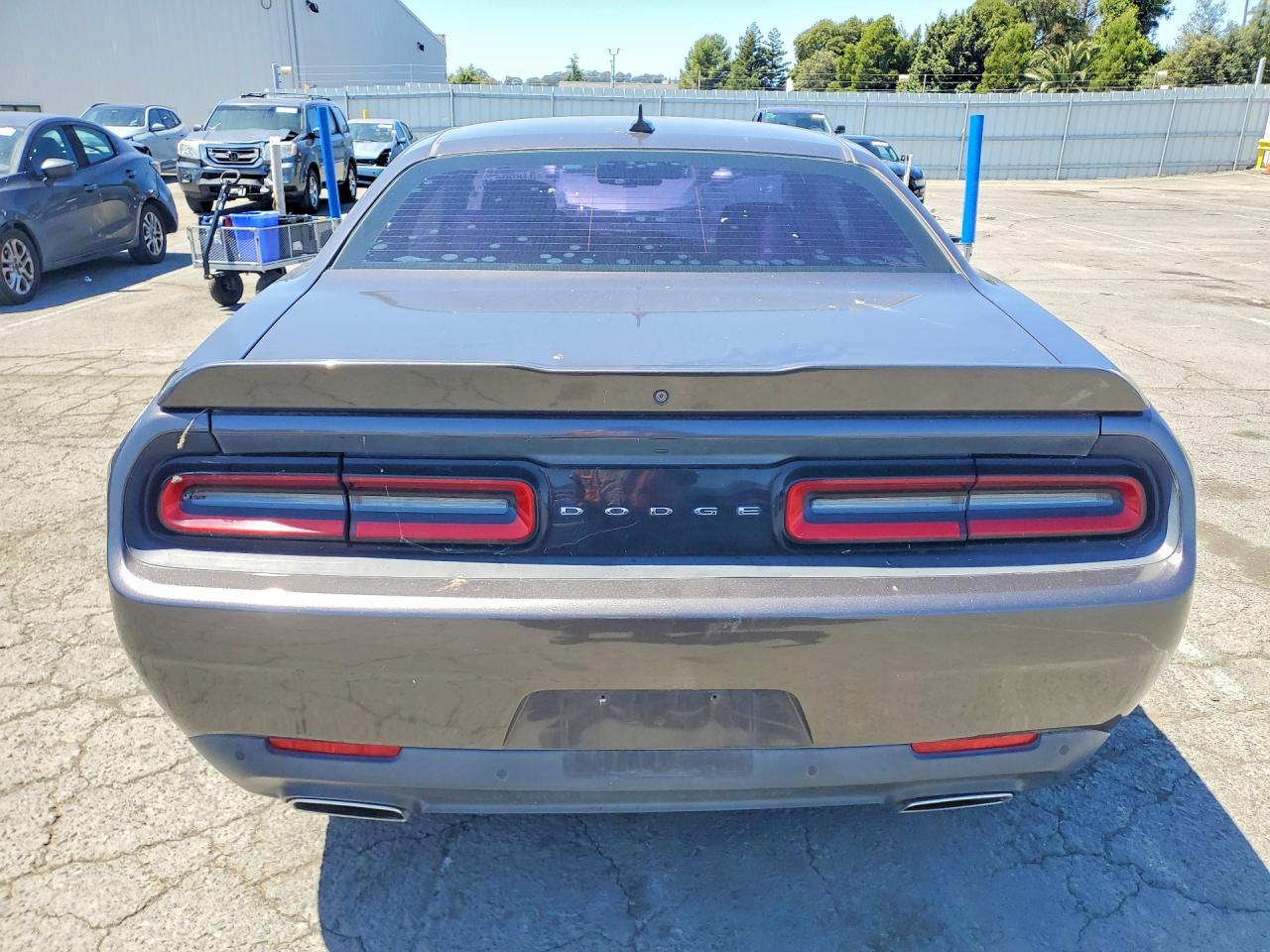 2016 Dodge Challenger - zdjęcie 6