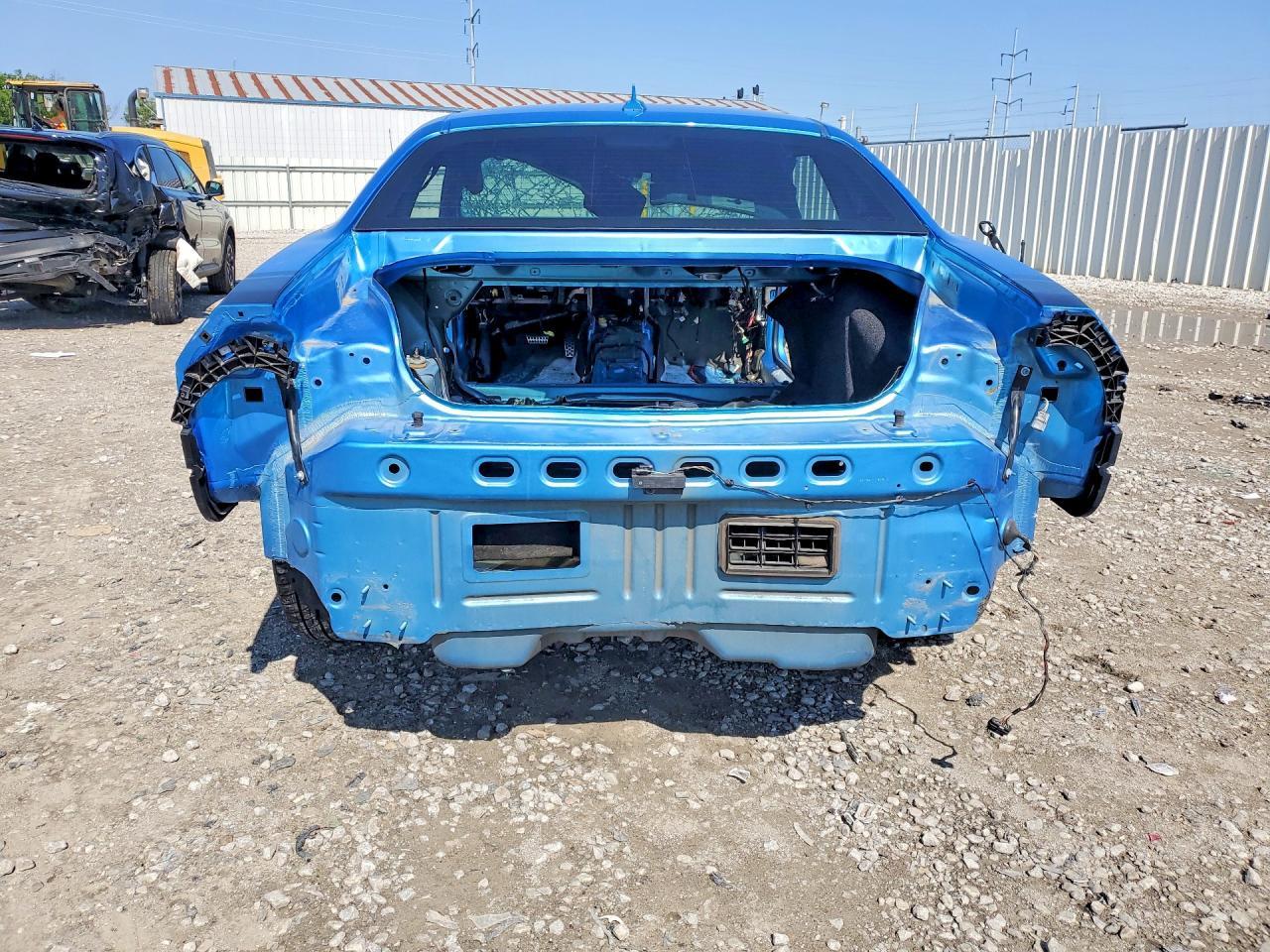 2015 Dodge Challenger R - zdjęcie 6