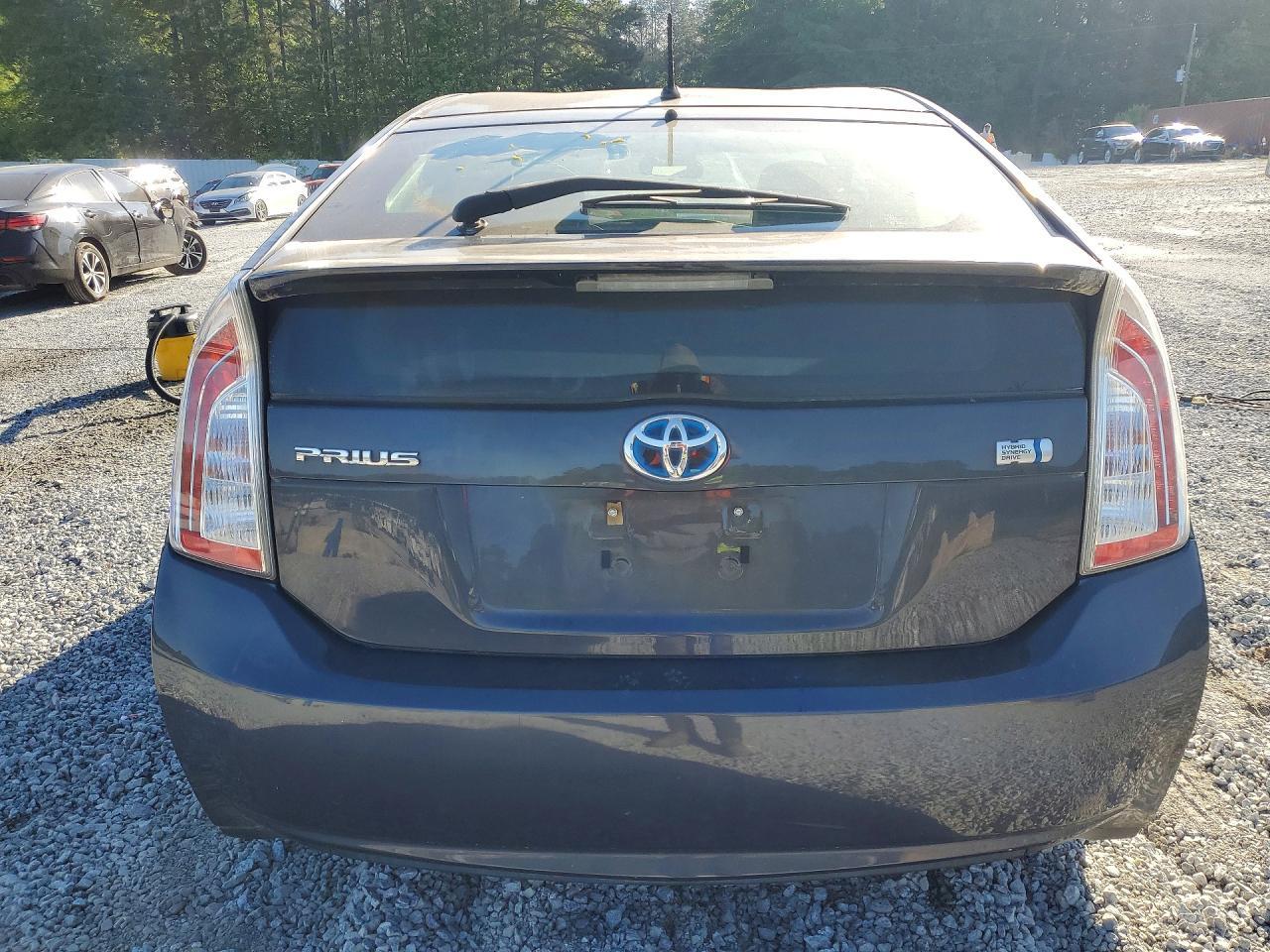 2014 Toyota Prius Two - zdjęcie 6