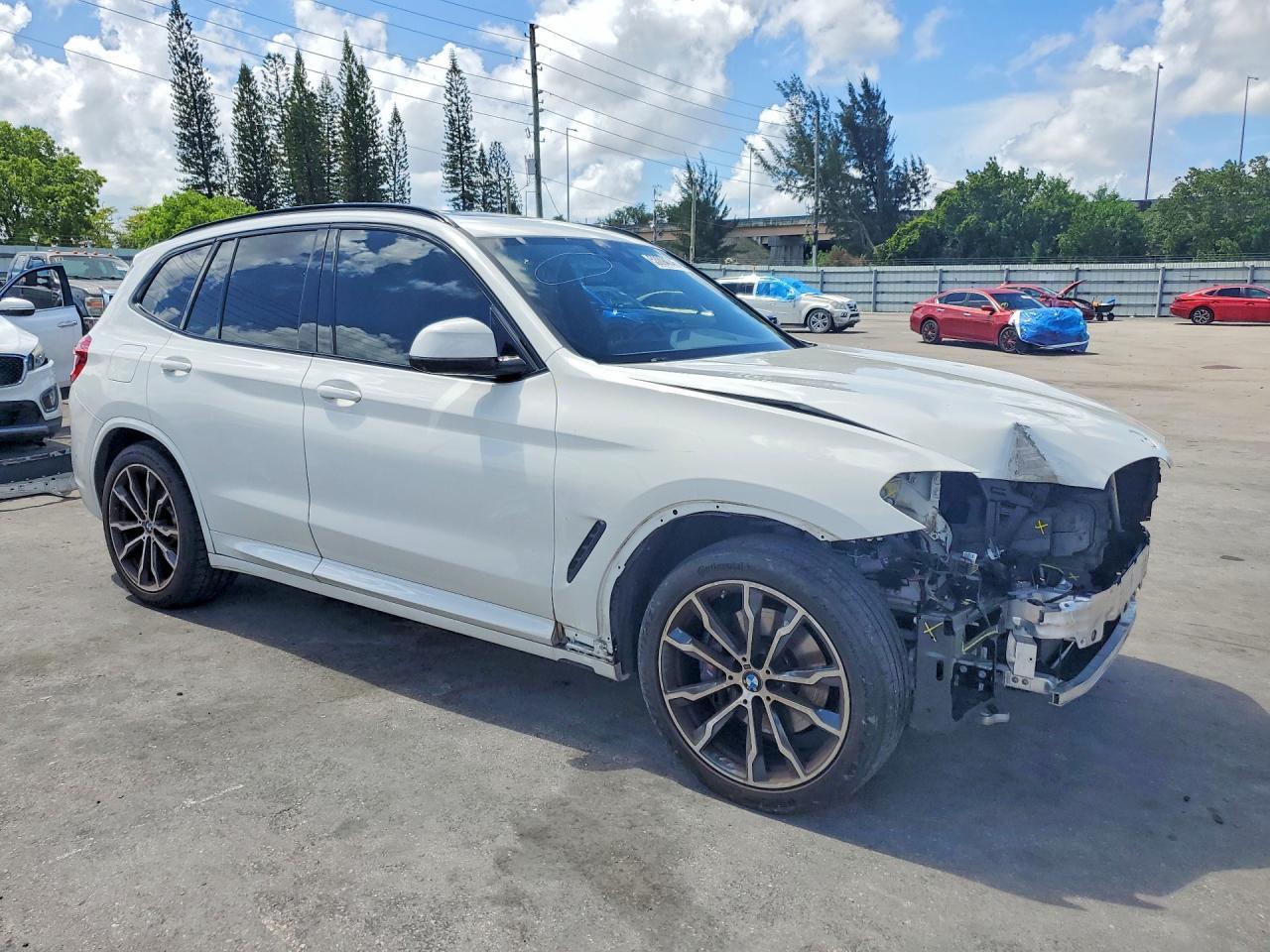 2021 BMW X3 M - zdjęcie 4