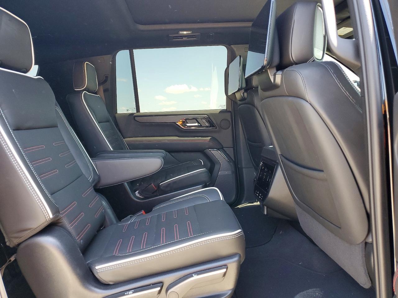 2025 GMC Yukon Xl At4 Ultimate - zdjęcie 11