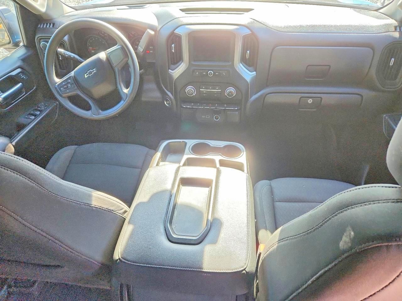 2022 Chevrolet Silverado K1500 Trail Boss Custom - zdjęcie 8
