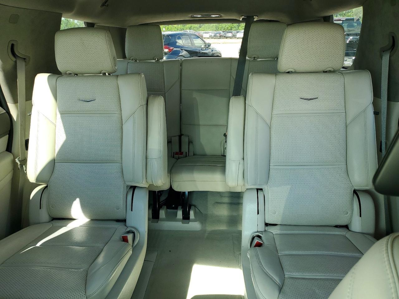 2023 Cadillac Escalade Sport Platinum - zdjęcie 10