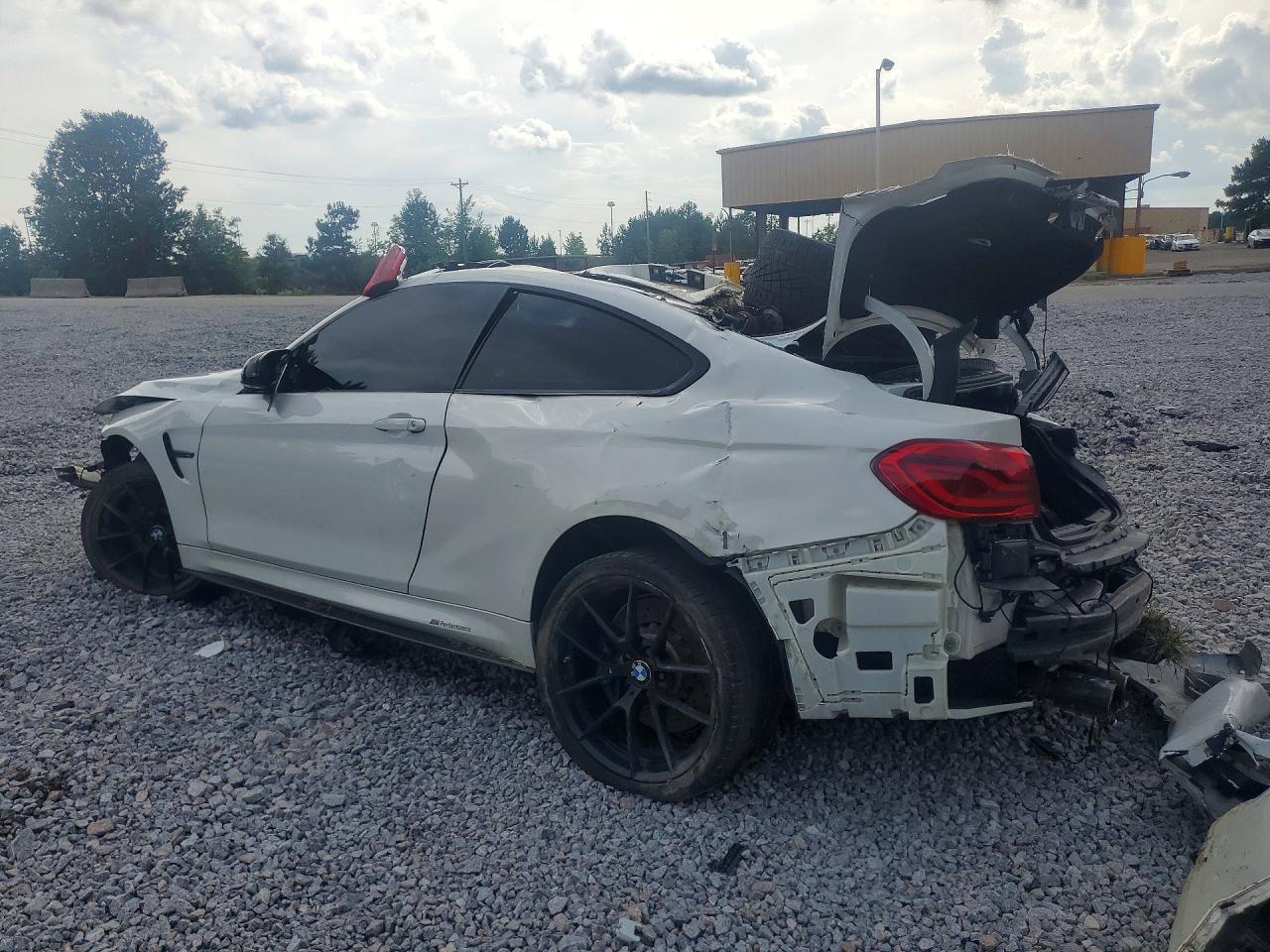 2018 BMW M4 - zdjęcie 2