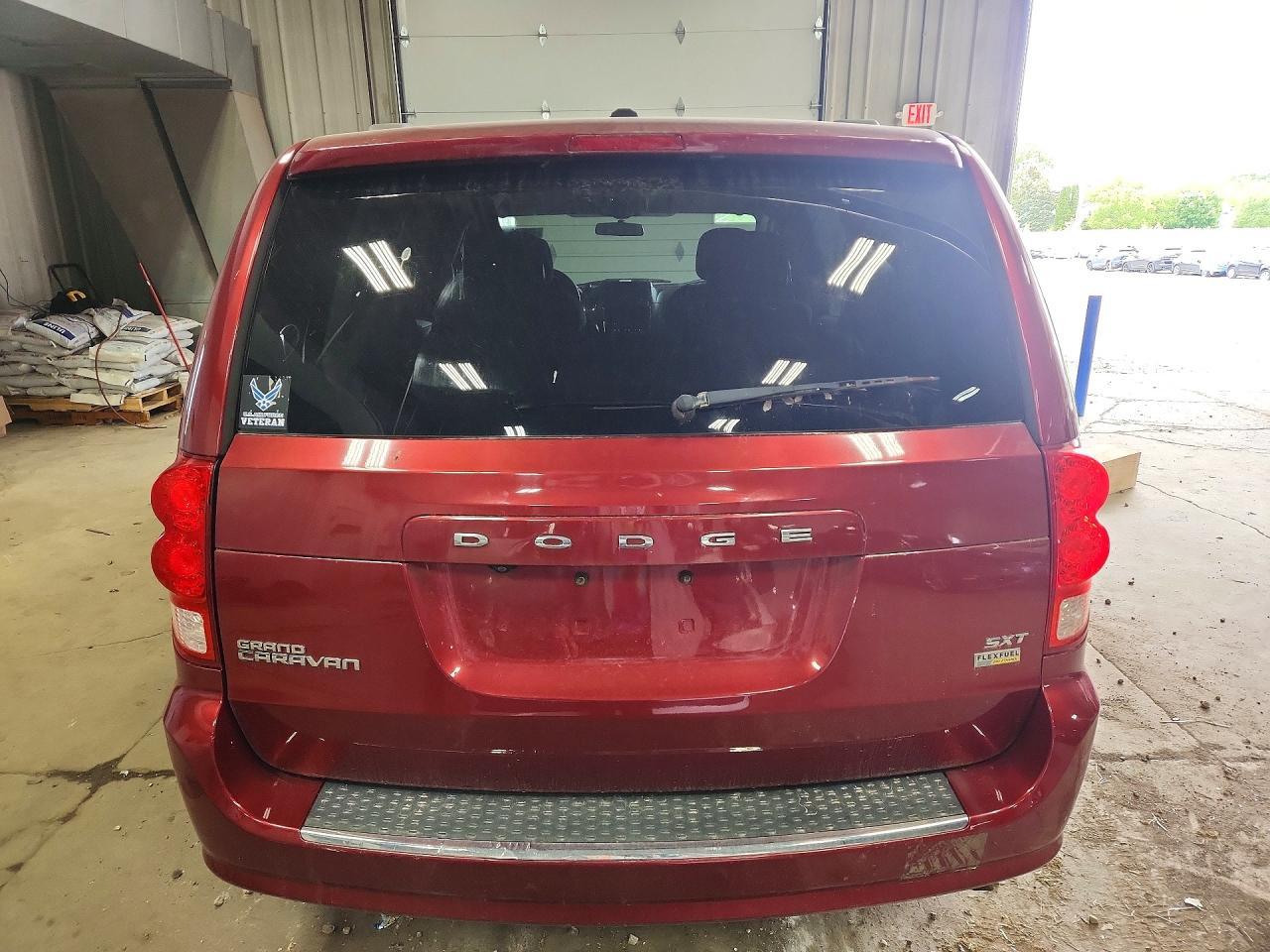 2015 Dodge Grand Caravan Sxt - zdjęcie 6