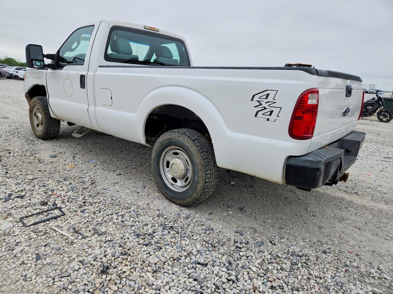 2015 Ford F250 Super Duty - zdjęcie 2