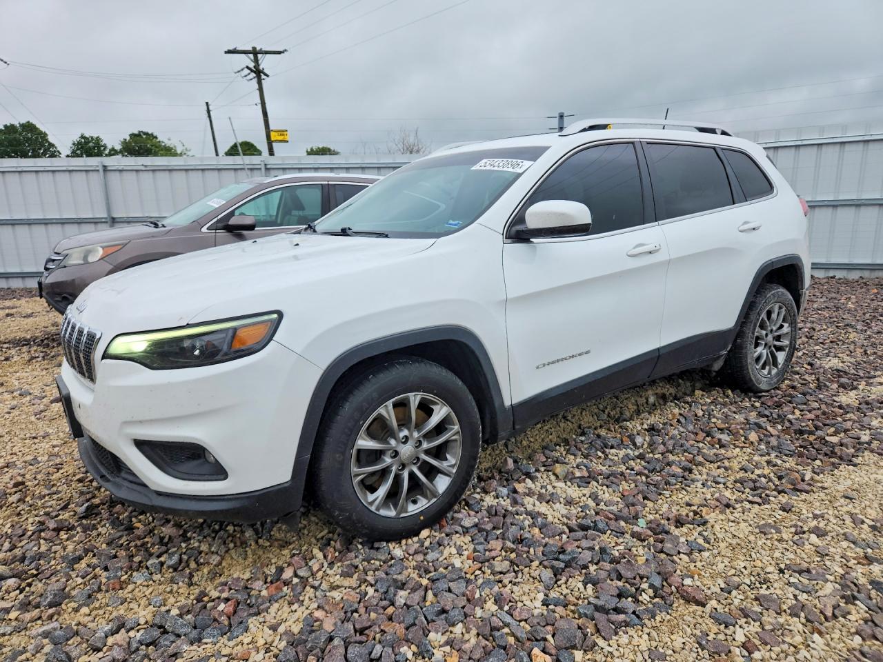 2019 Jeep Cherokee Latitude Plus - zdjęcie główne