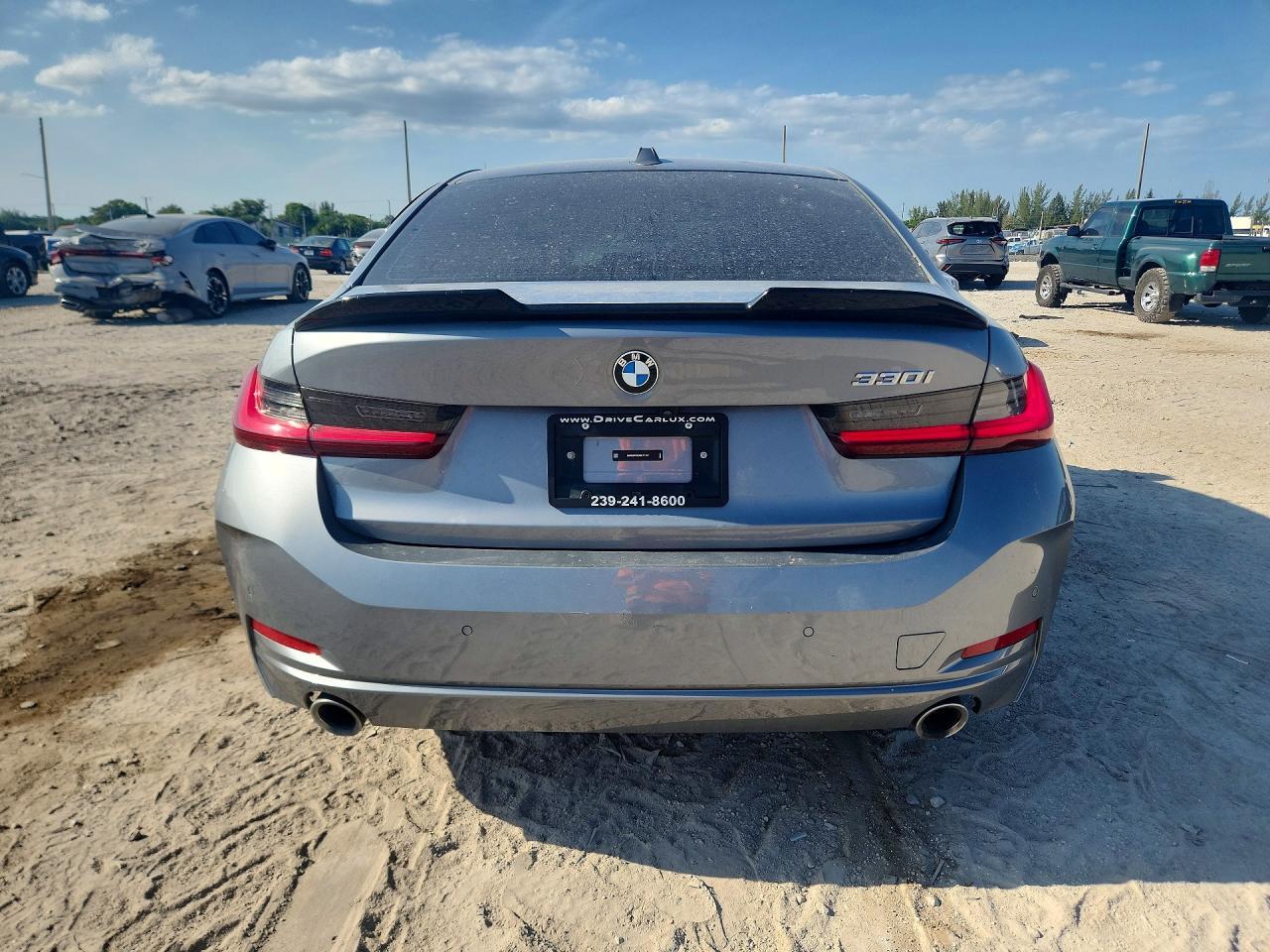 2024 BMW 330I - zdjęcie 6